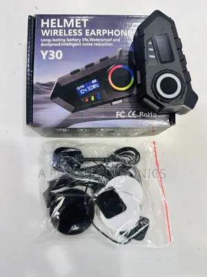 Y30 Helmet Wireless Earphone – Upgrade Your Riding Experience