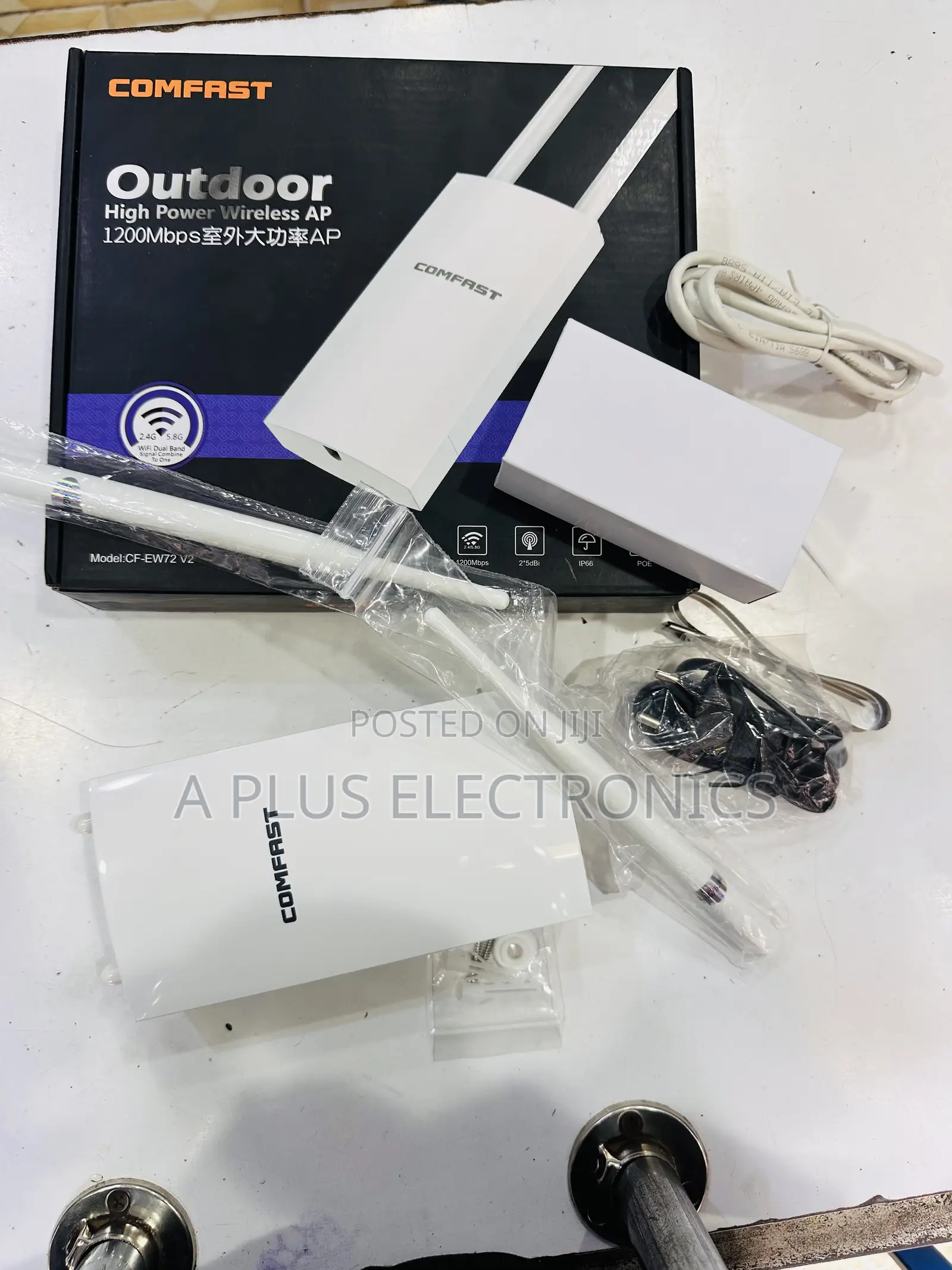 Comfast Wifi Extender Ew72 (Upto 200m Range) – Eliminate Dead Zones