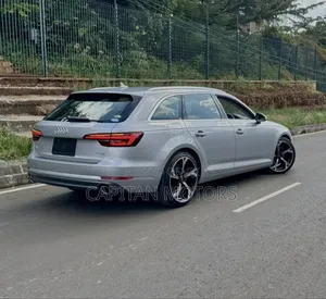 Audi A4 2018 Silver
