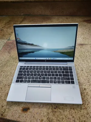 Laptop HP EliteBook 845 G8 16GB AMD Ryzen 5 SSD 512GB