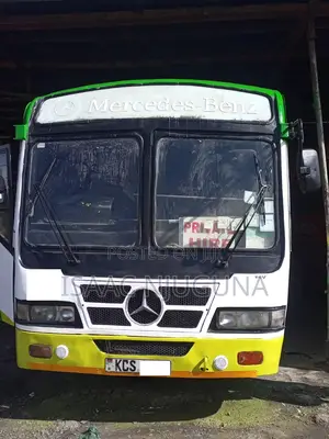 Mercedes-Benz Tourismo 2017 White