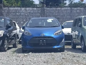 Toyota Aqua 2019 Blue