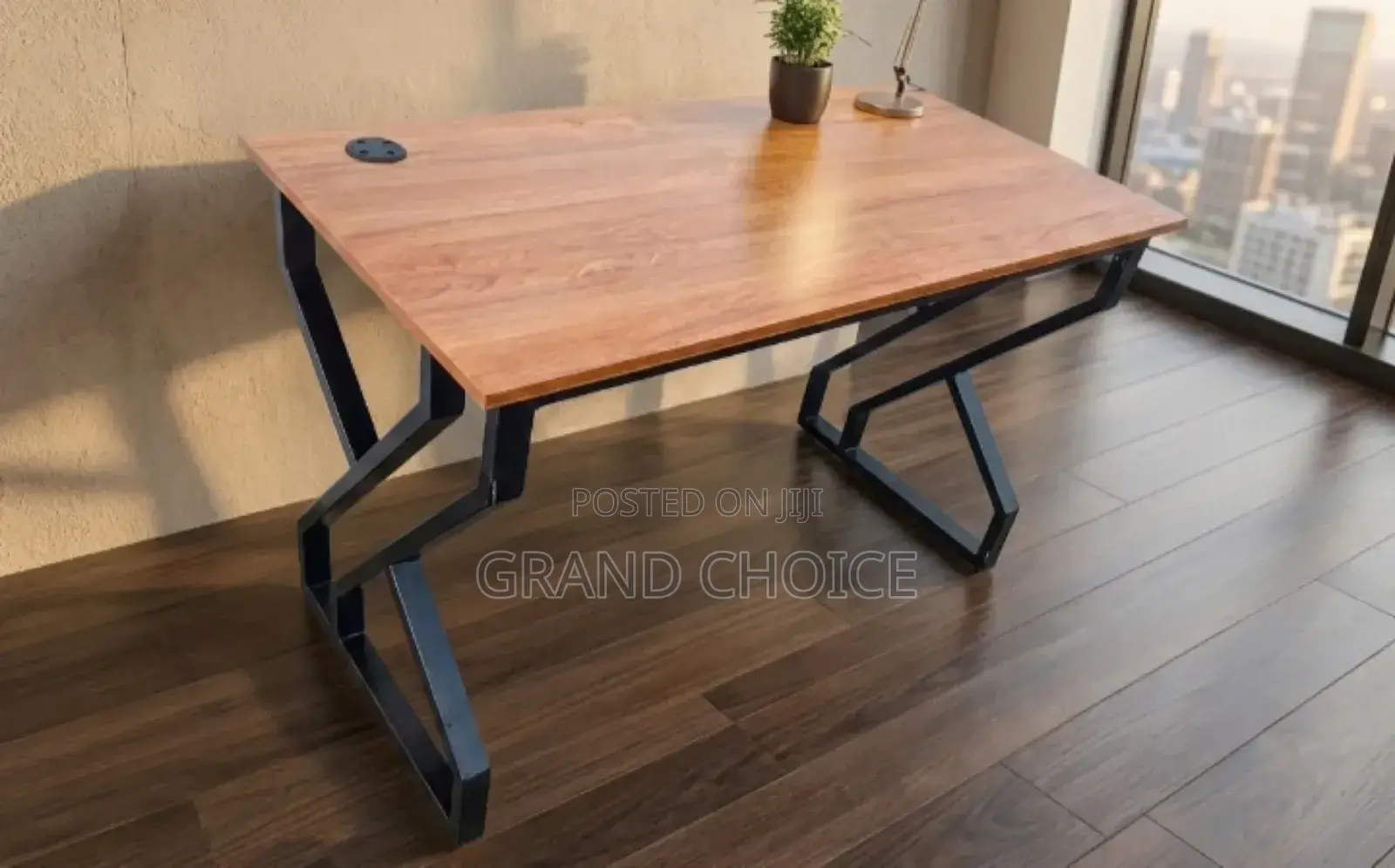 Modern Working Table