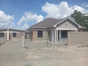 3bdrm Bungalow in Kitengela Off for sale