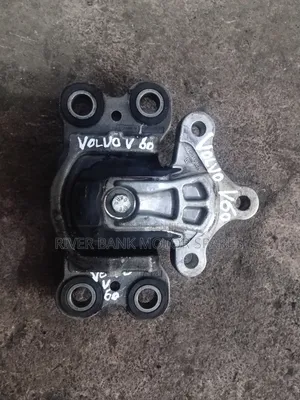 Volvo V60 Engine Mountain