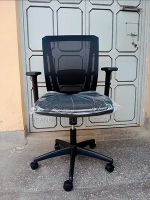 Ergonomic Design Office Chair
