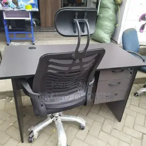 Comfort Office Desk With Adjustable Chair