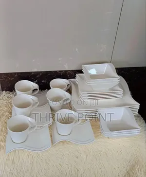 *30pcs Wavy Dinner Set