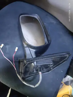 Fielder /Axio 2008 Side Mirror
