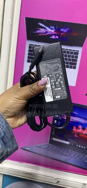 Dell Small Pin Adapter Charger