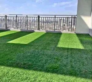 Enjoy a Greenery Rooftop Outdoor Artificial Grass Carpet