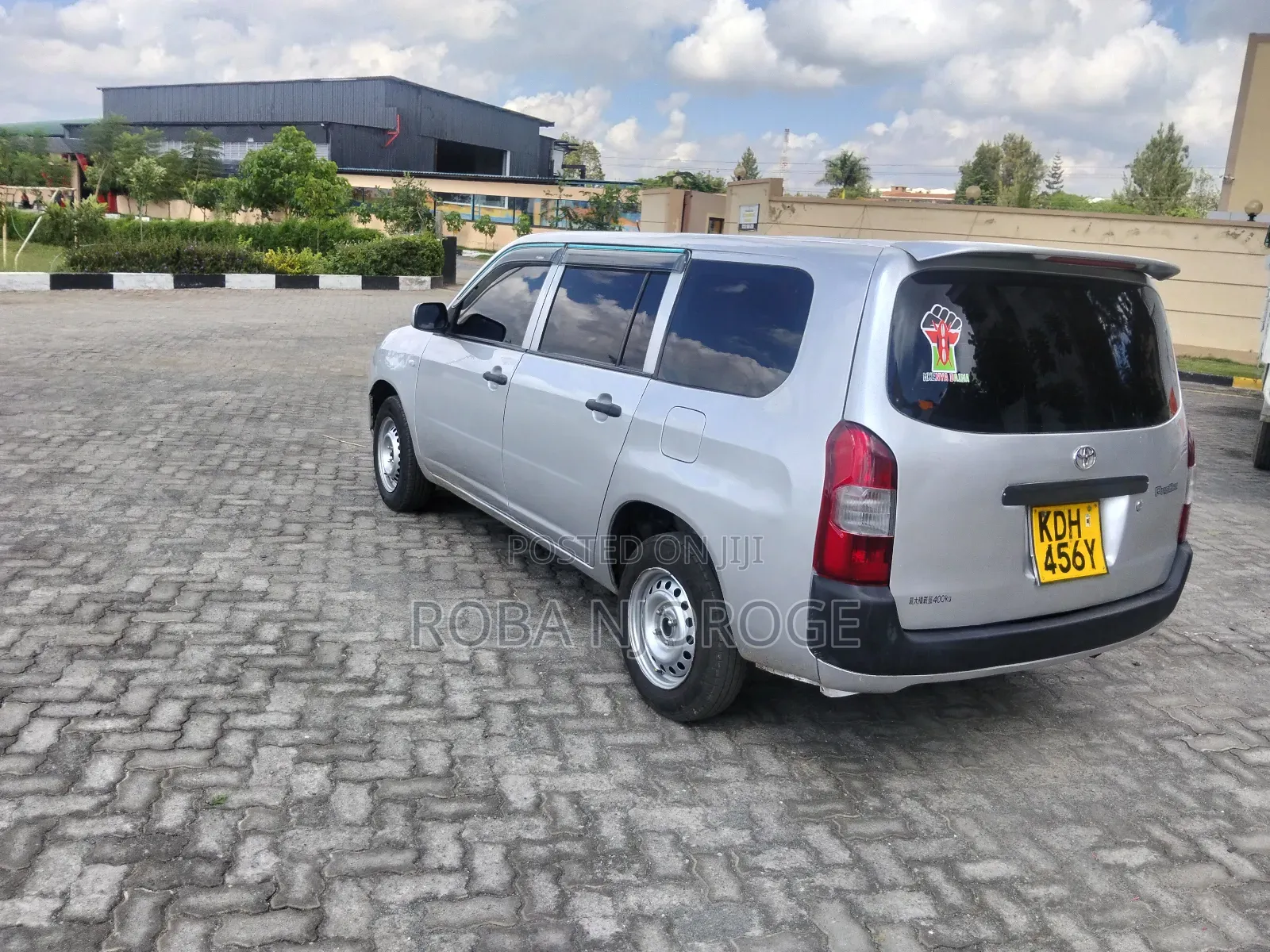 Toyota Probox 1.5 DX 2WD 2017 Silver