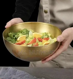 3-Liter Multipurpose Bowl With Engraved Measuring Marks.