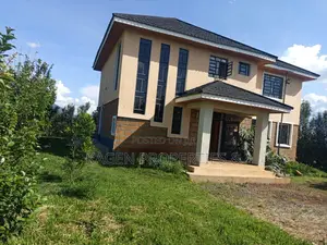 4bdrm Maisonette in Kibiku for sale