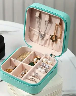 Portable Jewelry Case