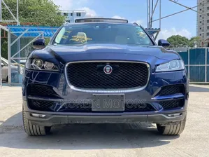 Jaguar F-Pace 2019 Blue