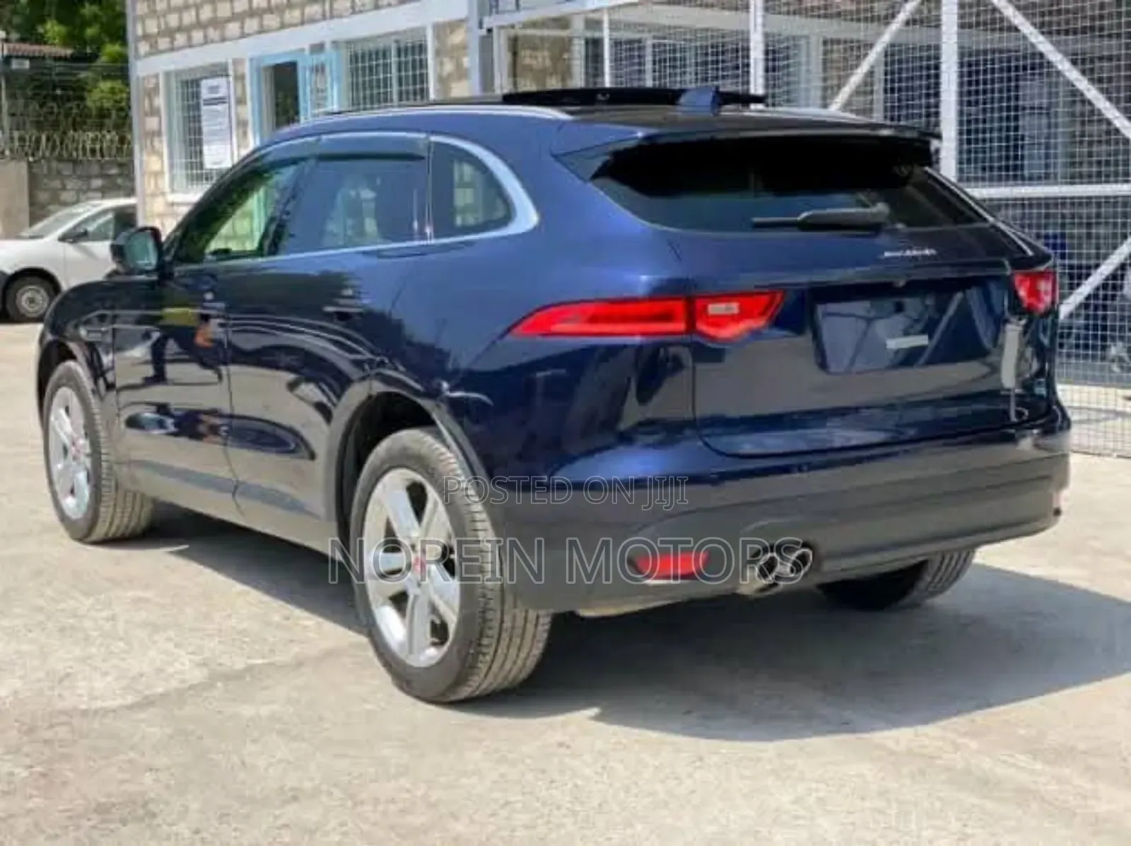 Jaguar F-Pace 2019 Blue