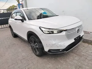 Honda Vezel 2021 White