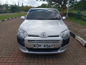 Toyota Probox 2017 Silver