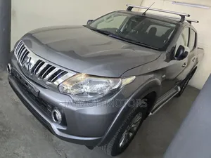 Mitsubishi L200 2019 Silver