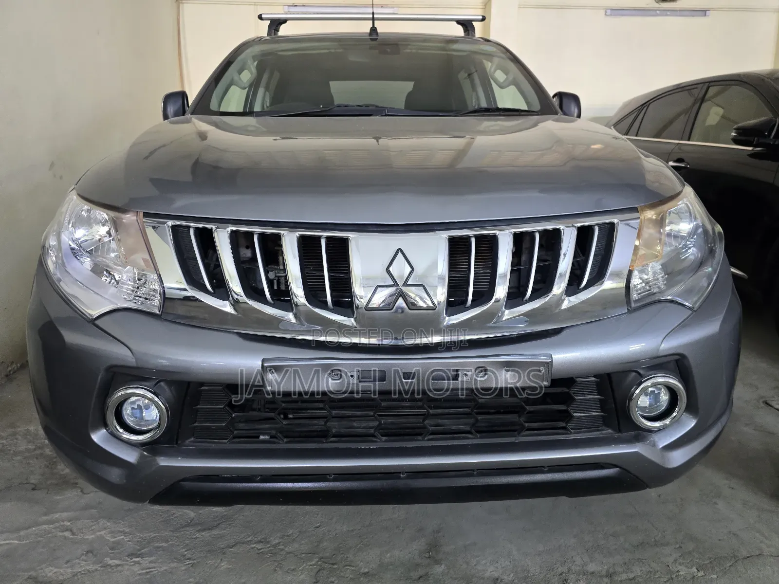 Mitsubishi L200 2019 Silver