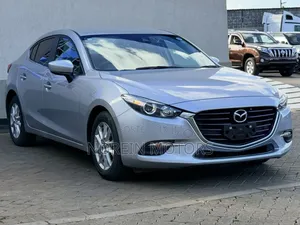 Mazda Axela 2018 Off white