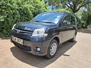 Toyota Sienta 1.5 FWD 2012 Black