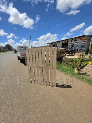 Wood Pallet-High Quality Heavy-Duty Strong Wood. 00
