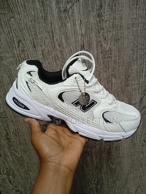 New Balance 530 Sneakers. Size 43 ONLY.