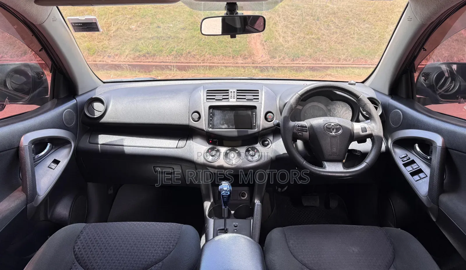 Toyota Vanguard 2012 Black