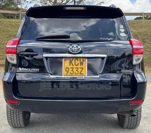 Toyota Vanguard 2012 Black
