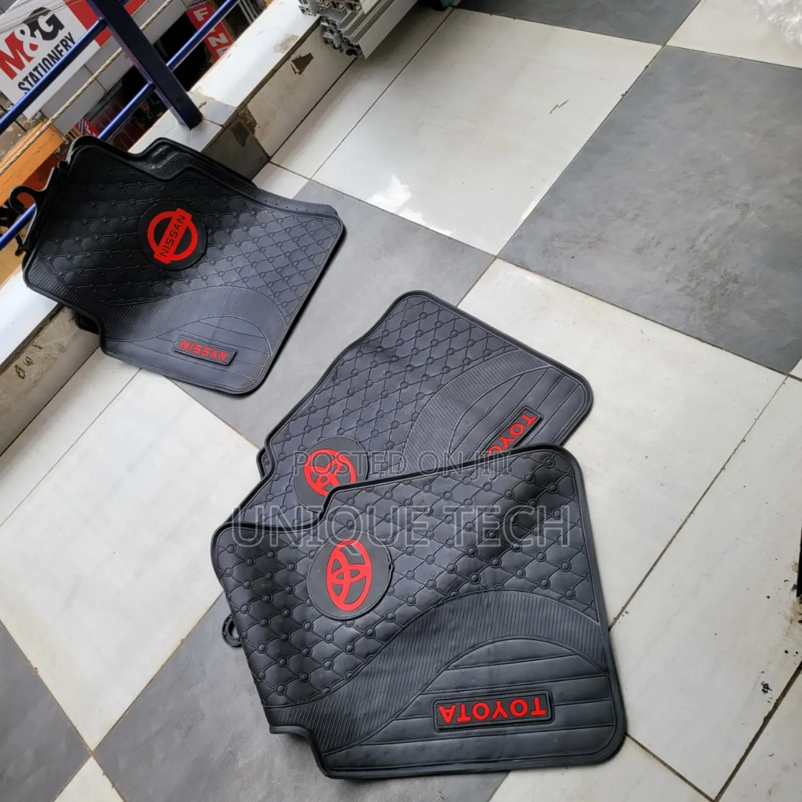 Universal Branded Rubber Car Mats