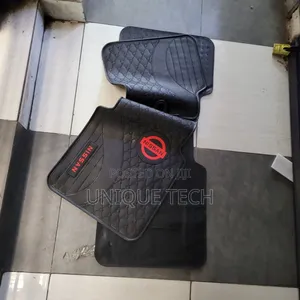 Universal Rubber Car Mats With Nissan Branding