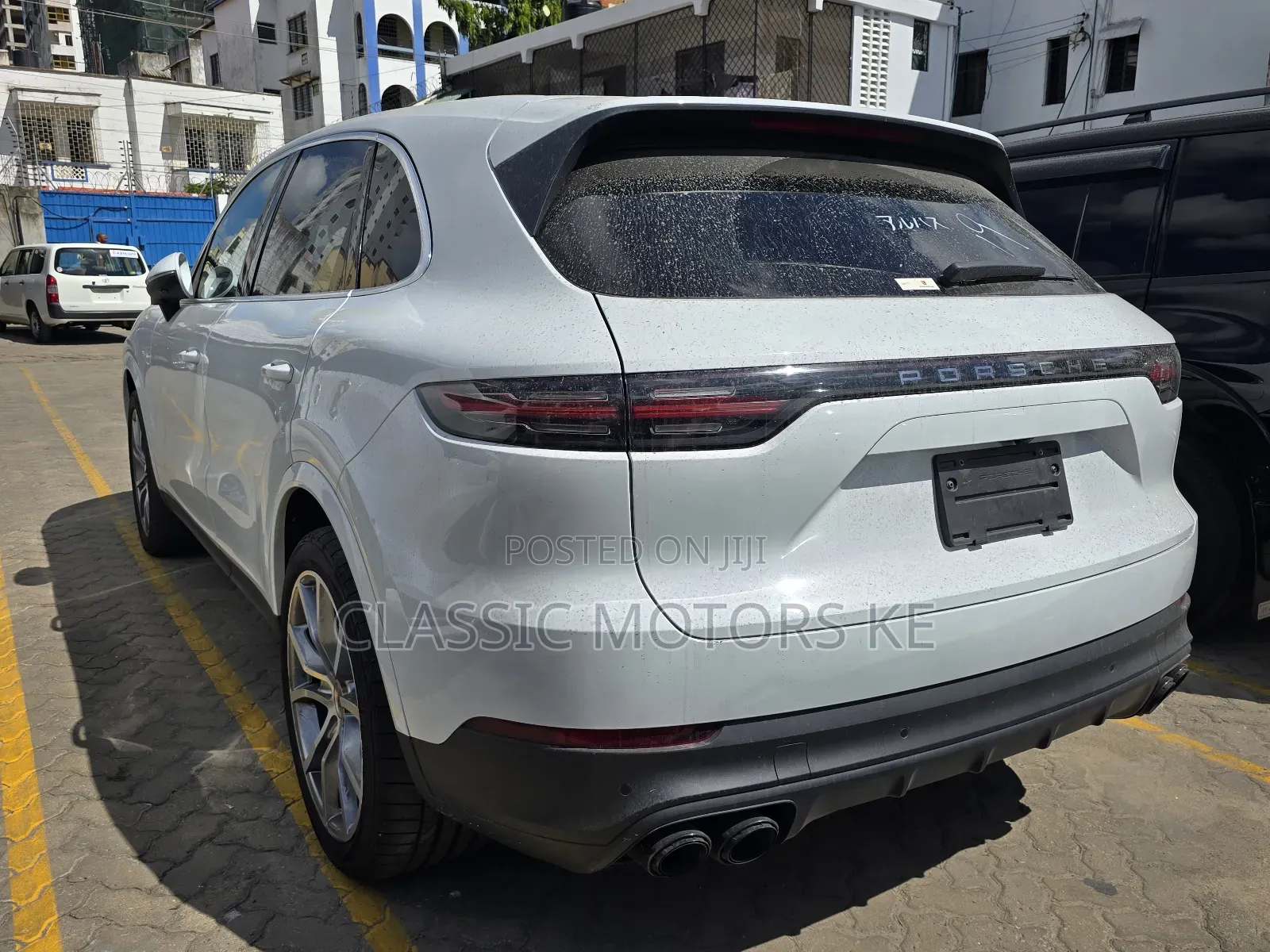 Porsche Cayenne Base AWD 2018 White