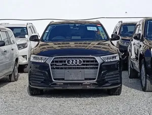 Audi Q3 2018 Black