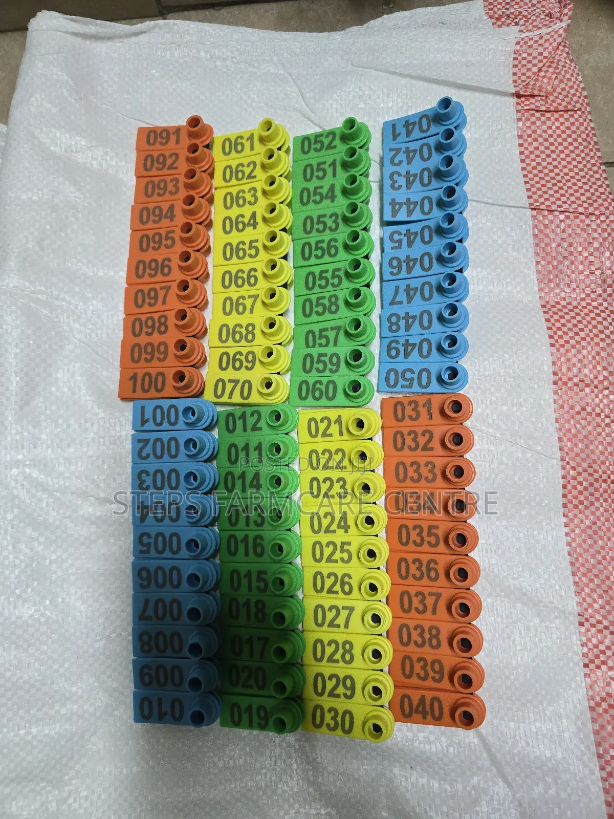 100 Pack Multicoloured Goat Tags