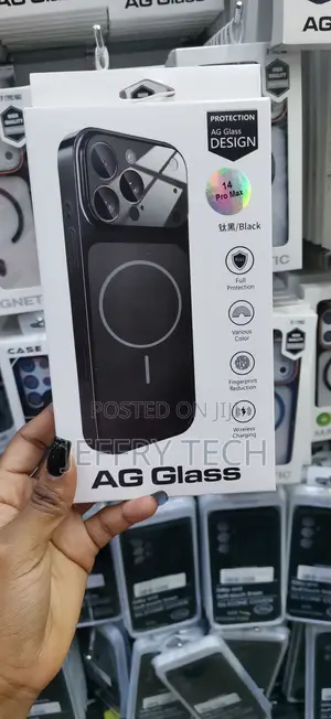 Ag Glass Design Case Designed to Look Like an iPhone 14 Pro Max