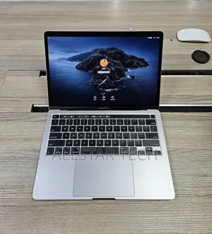 Laptop Apple MacBook Air 2020 16GB Intel Core i7 SSD 512GB
