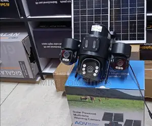 Pan, Tilt, and Zoom (Ptz) Triple Lens 4g Solar PTZ CCTV Camera