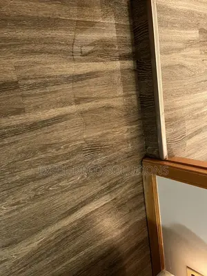Vinyl Wood Carpet Mkeka Wa Mbao for Homes, Offices and Halls