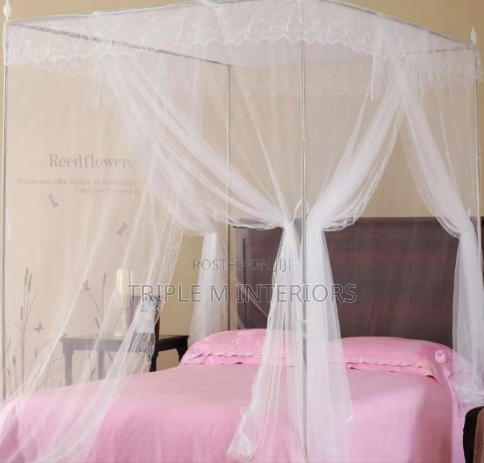 White 4 Stand Mosquito Net