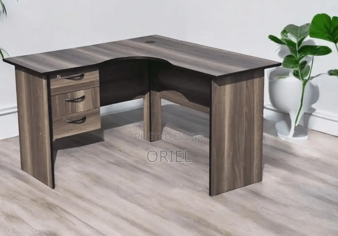 Office Desk : Office Curved 1.2m Study Desk