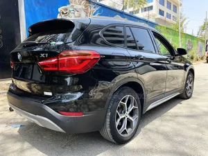 BMW X1 xDrive28i AWD 2016 Black