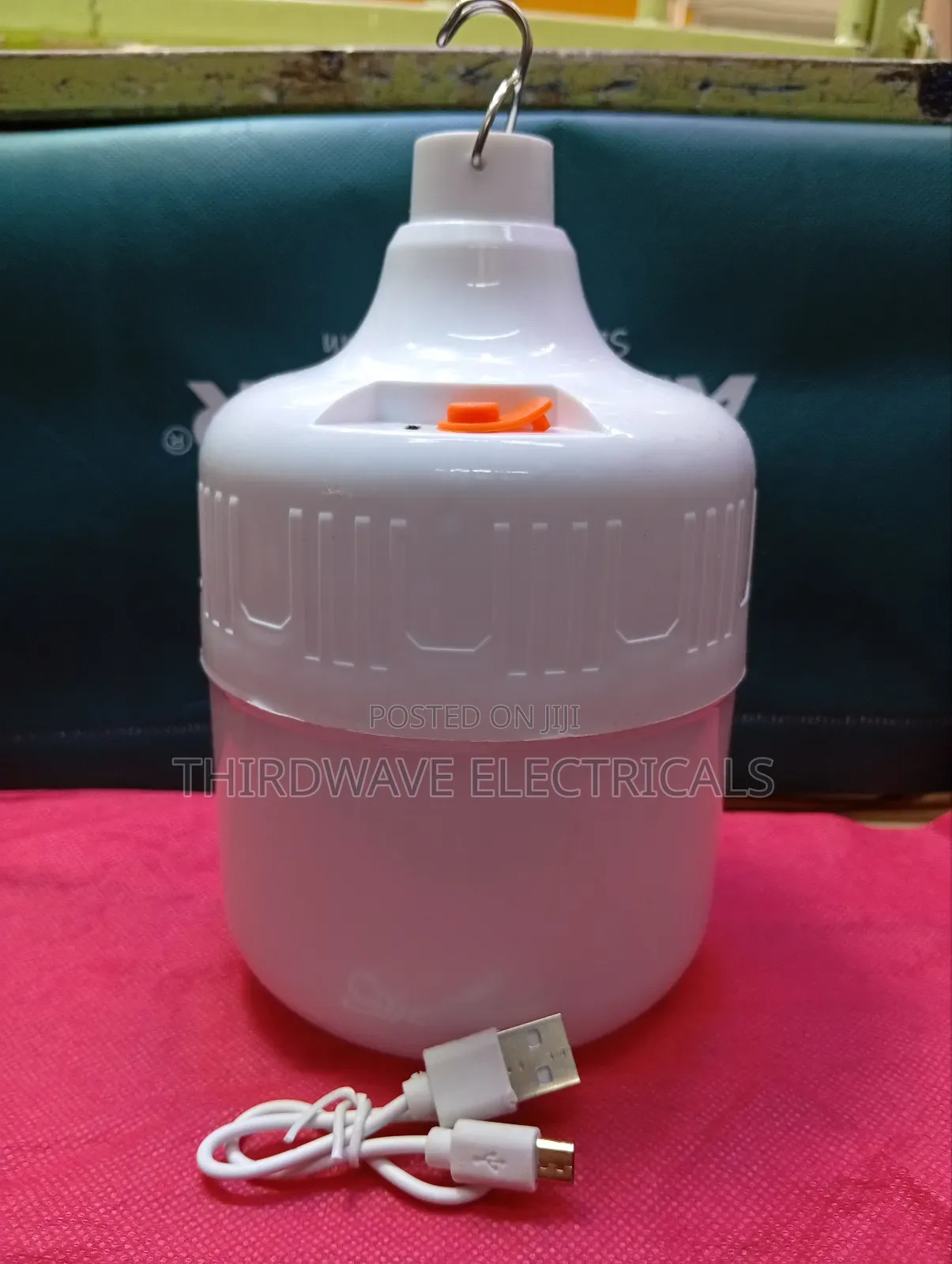 40 WTS Rechargeable Bulb