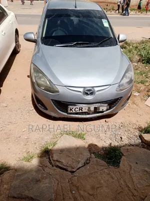 Mazda Demio 2011 Silver