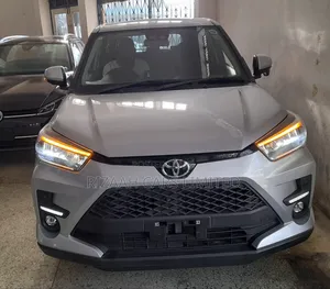 Toyota Raize 2020 Silver