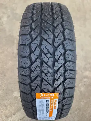 225 /55 R19 Maxxis Tyres 99h Razr a/T781 All-Terrain