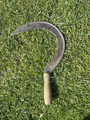 Sickle -curved Blade