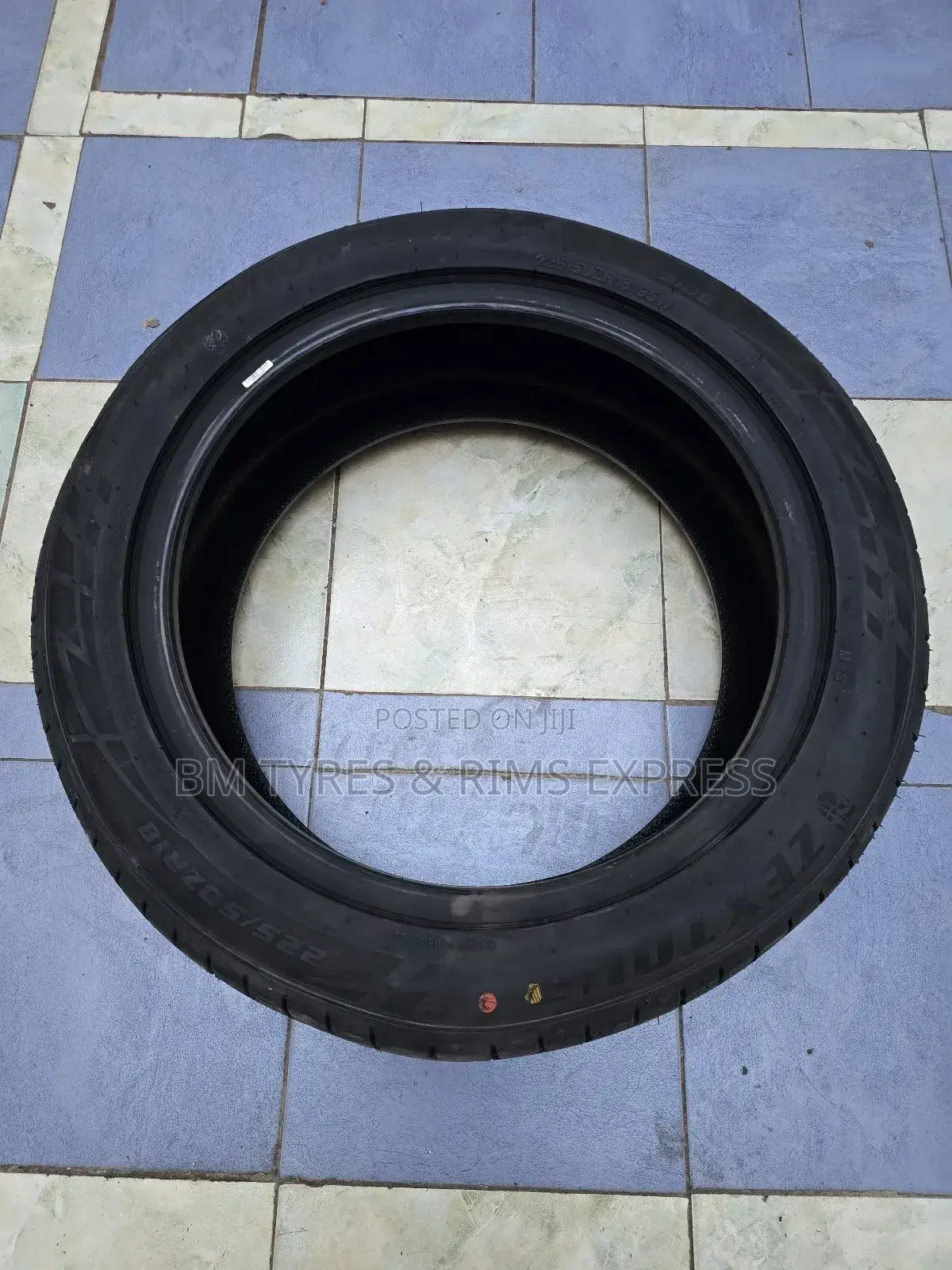 225 /50 R18 Zextour (New Technology).