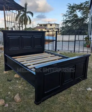 Flipcart Solid Mahogany Solid King Sized Beds